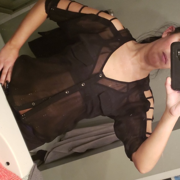 Top - Picture 4 of 4